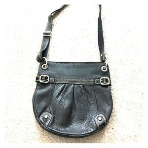 🗝 Fossil black leather cross-body beautiful 🗝